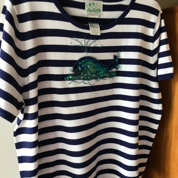 Quacker Factory 1X knit top nautical whale sequins - Picture 2 of 4